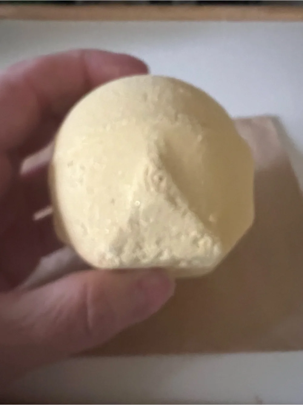 LUSH GOLDEN SLUMBERS BATH BOMB NEW KITCHEN EXCLUSIVE JANUARY